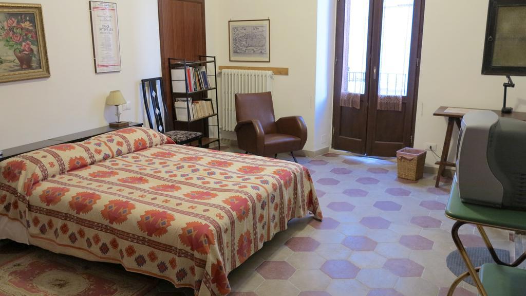 B&B Del Teatro Sulmona Chambre photo