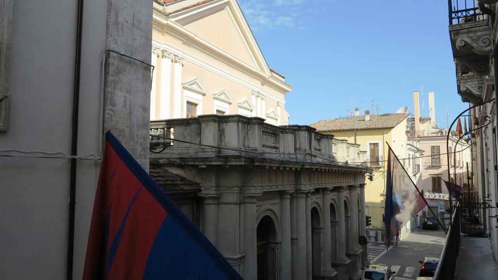 B&B Del Teatro Sulmona Chambre photo