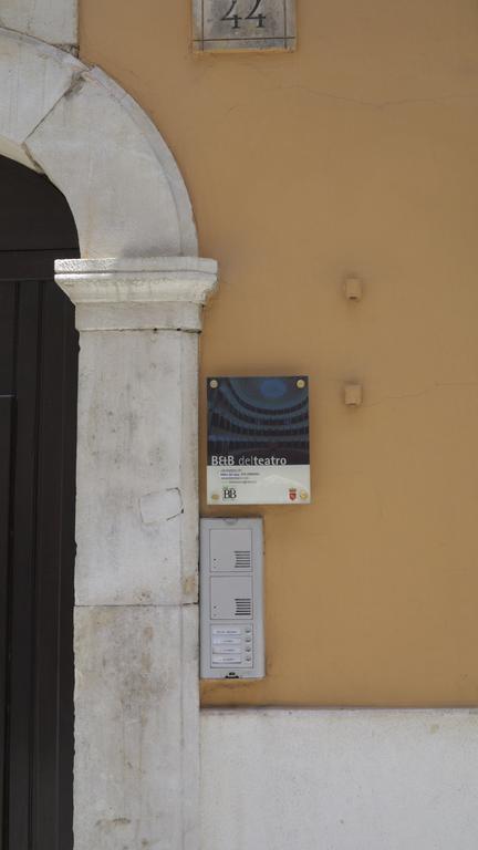 B&B Del Teatro Sulmona Chambre photo